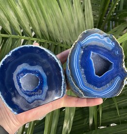 Blue Agate Geode Cut Base Size 6 [500-599gr]