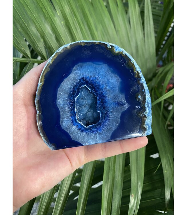 Blue Agate Geode Cut Base Size 6 [500-599gr]