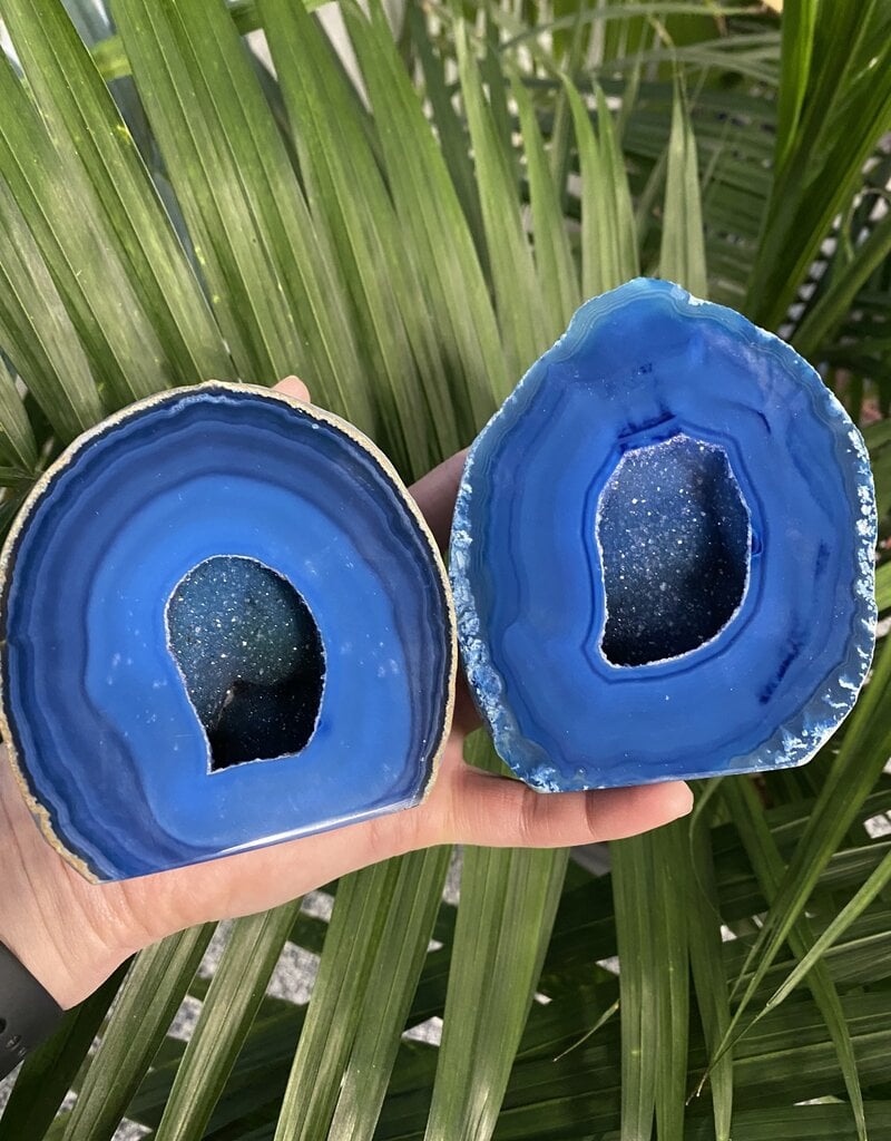 Blue Agate Geode Cut Base Size 7 [600-699gr]