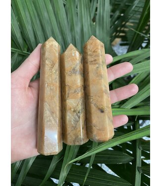 Peach Moonstone Point, Size X-Large [100-124gr]