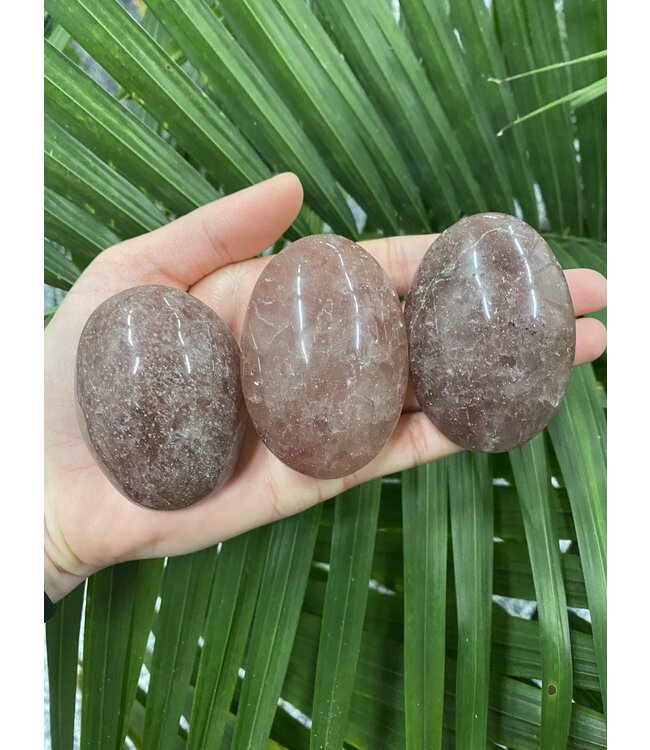 Strawberry Quartz Palm Stone, Size Medium [100-124gr]