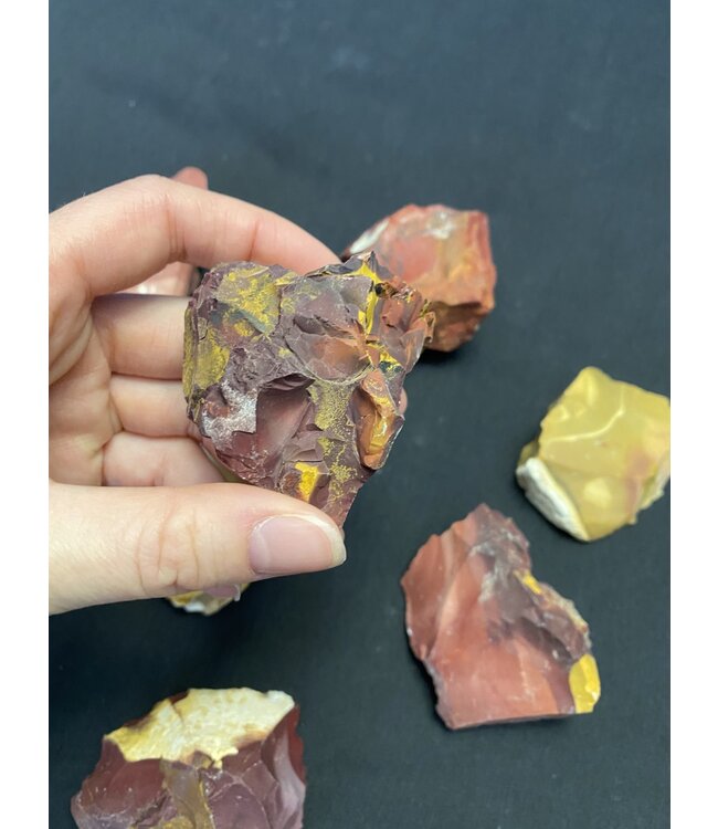 Rough Mookaite Jasper Size Small 500gr Bulk Pack