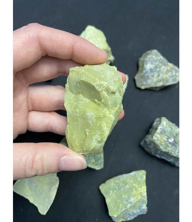 Rough Serpentinite Size Small 500gr Bulk Pack