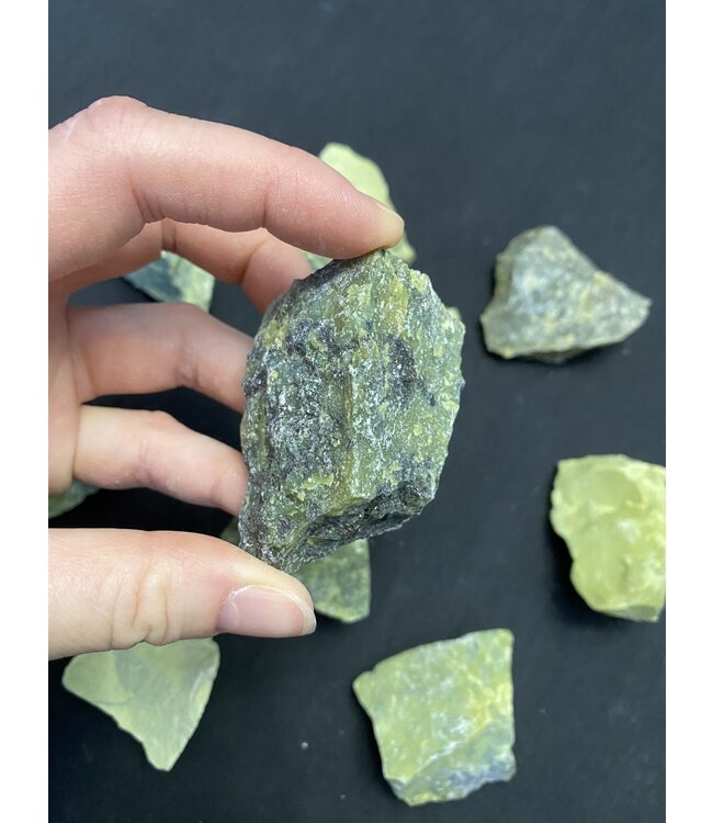 Rough Serpentinite Size Small 500gr Bulk Pack