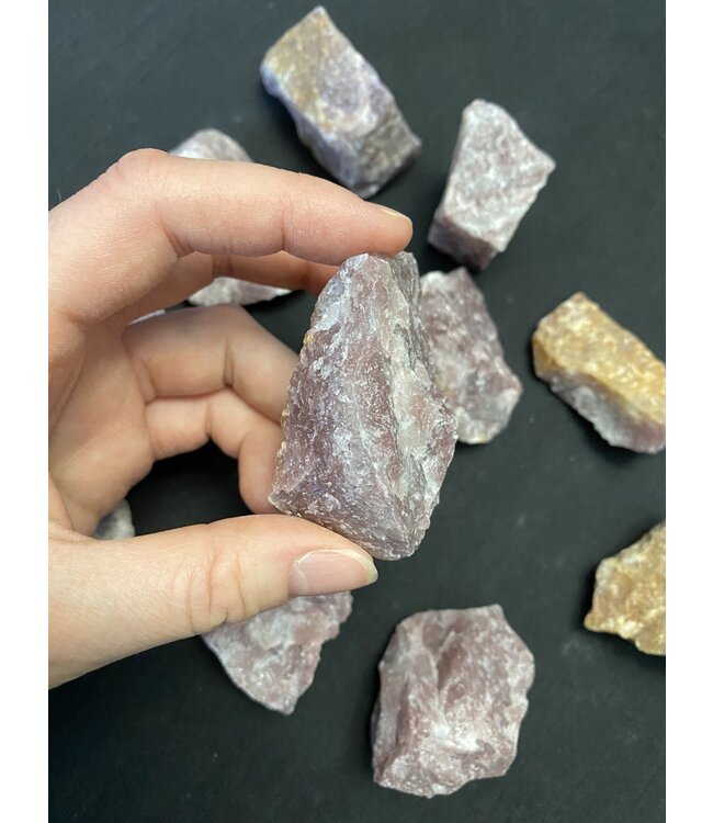 Rough Strawberry Quartz Size Small 500gr Bulk Pack