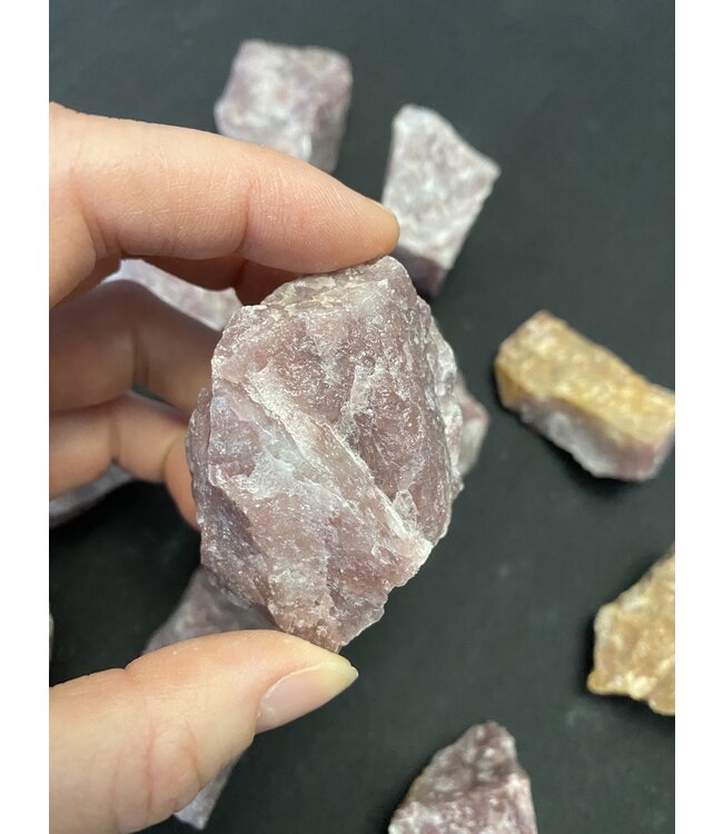 Rough Strawberry Quartz Size Small 500gr Bulk Pack