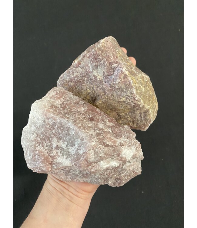 Rough Strawberry Quartz Size 7 [600-699gr]