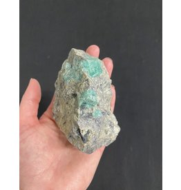 Rough Emerald in Matrix Size 4 [300-399gr]