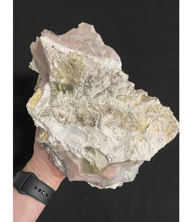 Rough Pink Opal Size 20 [1900-1999gr]