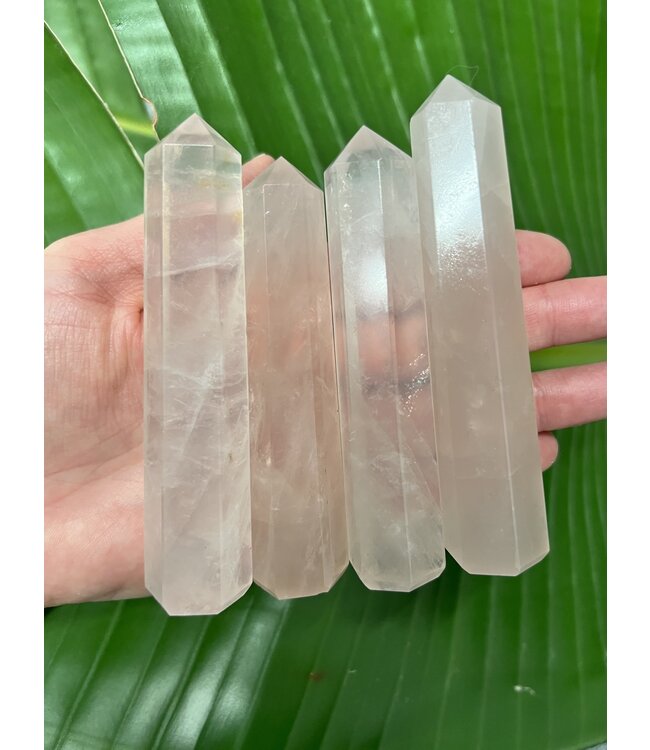 Rose Quartz Point, Size Large [75-99gr]