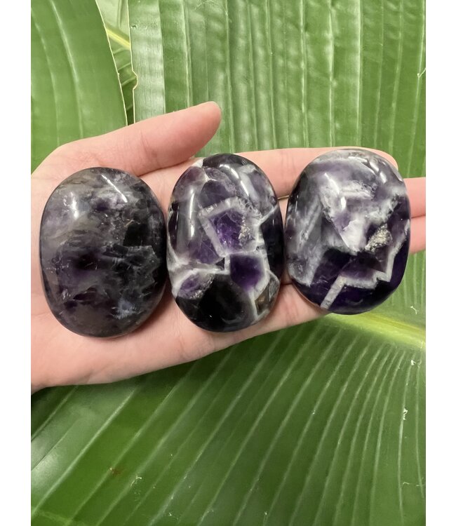 Chevron/Dreamy Amethyst Palm Stone, Size Small [75-99gr]