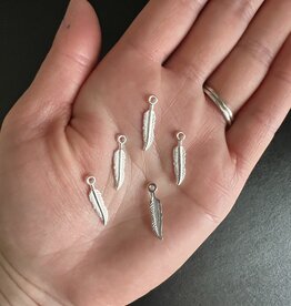 Feather Charm #1, Silver, 21mm x 4.5mm 5 Pack *disc.*