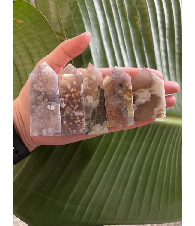 Flower Agate Point, 4-sided, Size Medium [50-74gr]