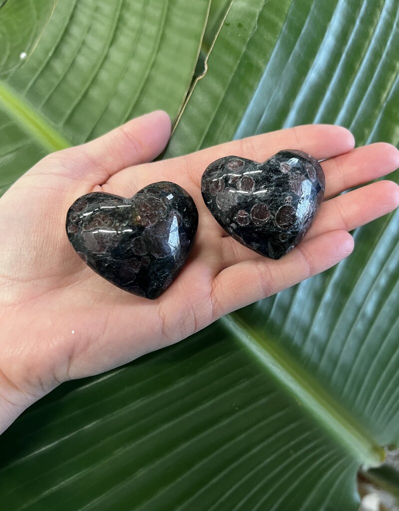 Garnet Heart, Size X-Small [50-74gr]