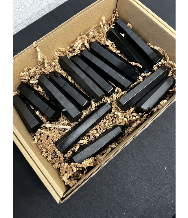 Black Obsidian Points 1KG bulk lot