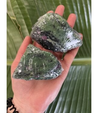 Rough Ruby Zoisite Size 3 [200-299gr]