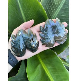 Moss Agate Double Leaf Carving
