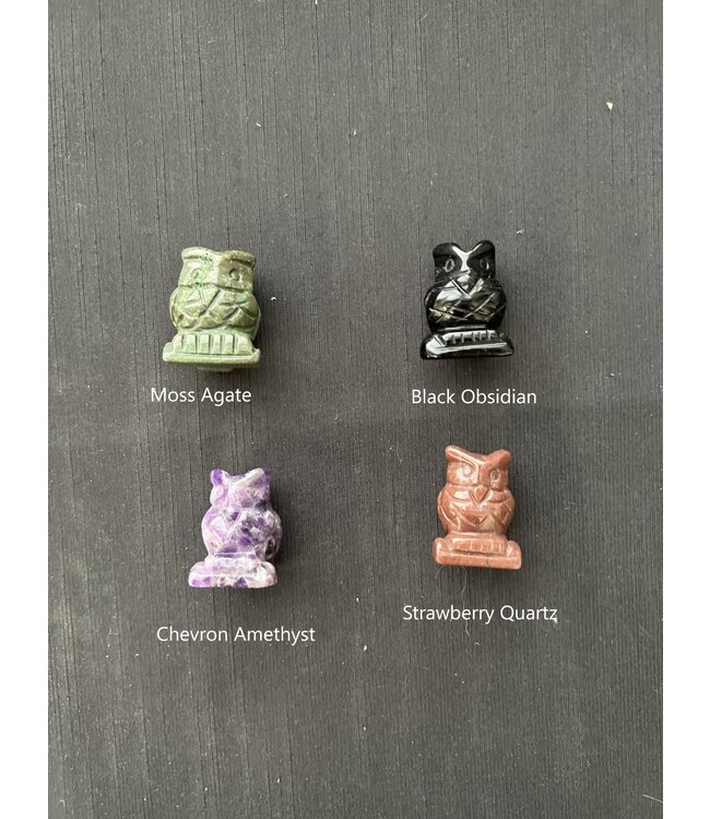 1.5" Owl Carving