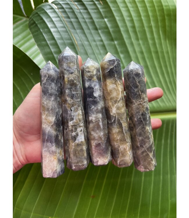Iolite Point, Size X-Large [100-124gr]