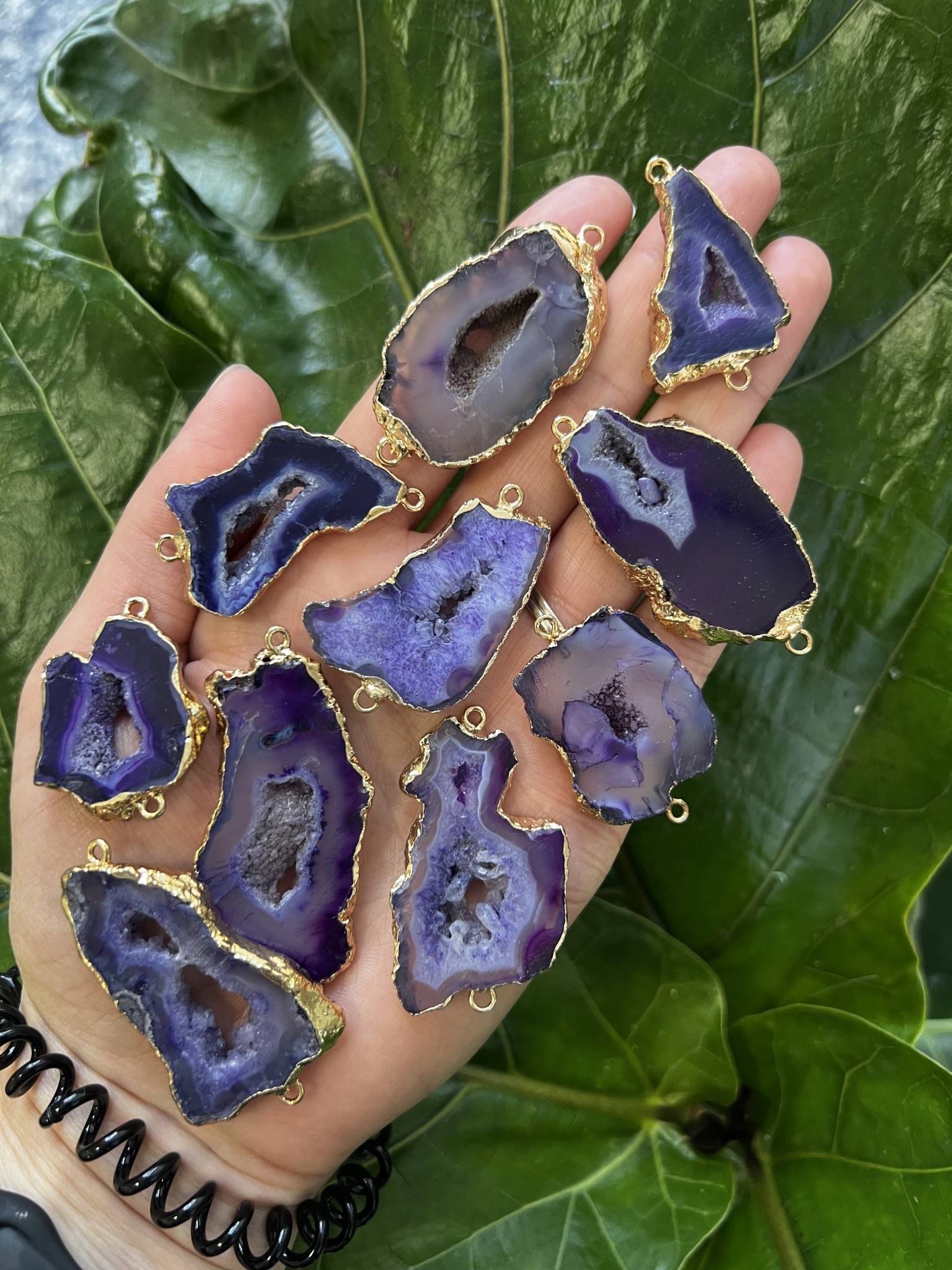 Agate Geode Links, dyed purple, Brass Gold, 27-50mm x 14-31mm - Main Image