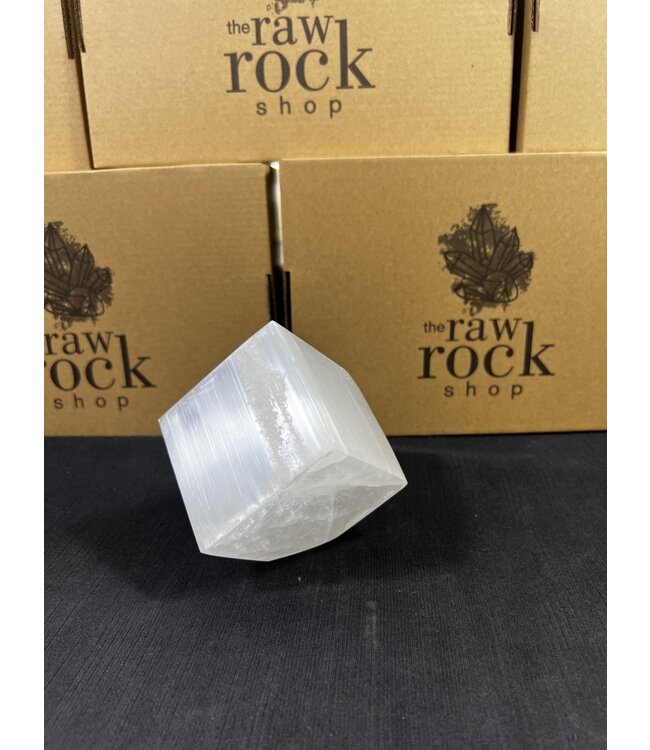 Selenite Cube 6-7cm