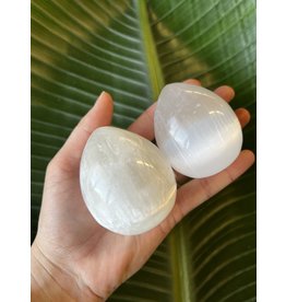 White Selenite Egg 6-7cm