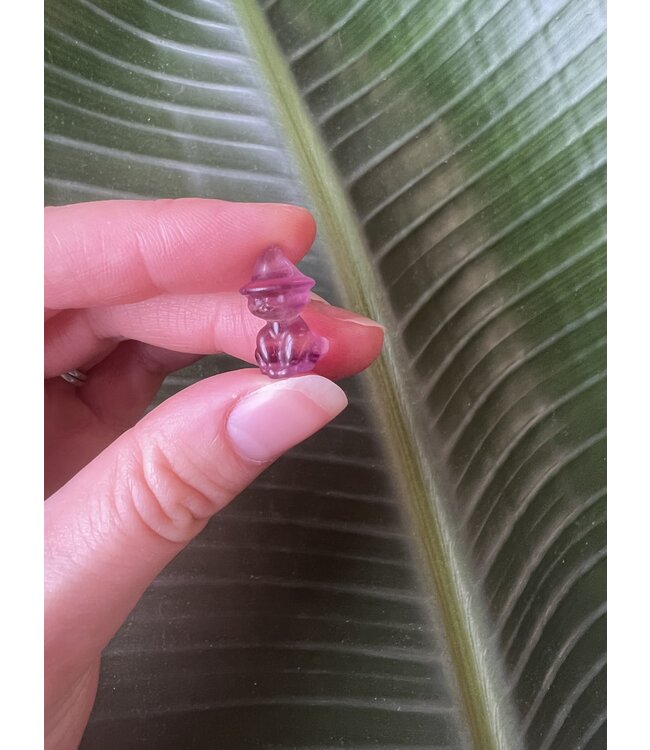 Mini Fluorite Magic Cat with Hat