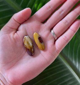 Mookaite Jasper Cabochon; Oval Shape, Size Medium *disc.*