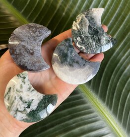 Moss Agate Moon, Size Small [75-99gr]