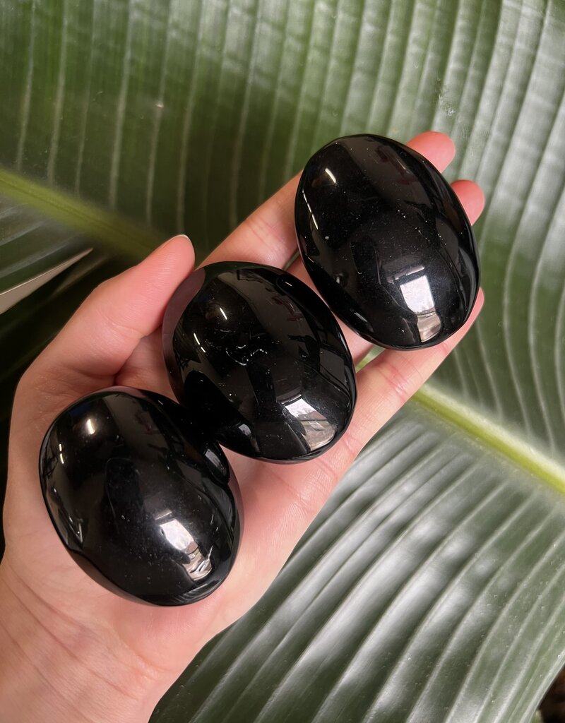 Black Obsidian Palm Stone, Size Small [75-99gr]