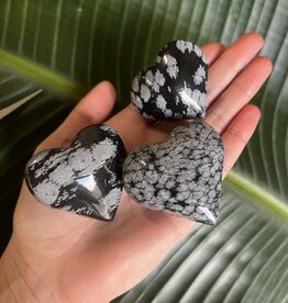 Snowflake Obsidian Heart, Size X-Small [50-74gr]
