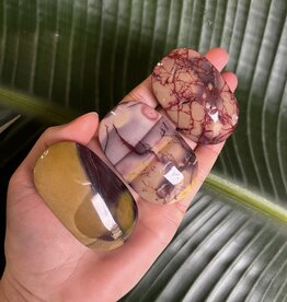 Mookaite Jasper Palm Stone, Size X-Small [50-74gr]