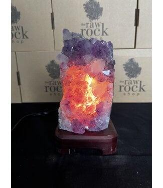 Amethyst Lamp with wood base #75, 1.654kg *disc.*