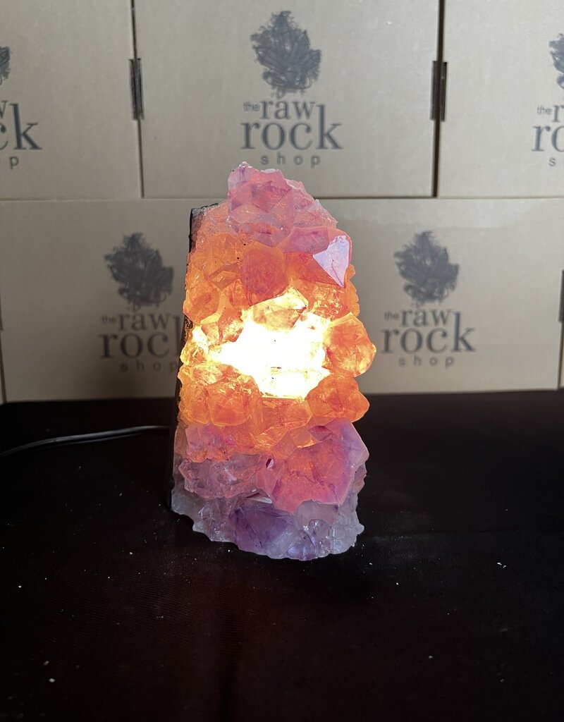 Amethyst Lamp #124, 1.774kg *disc.*