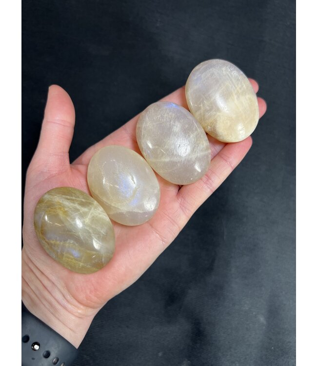 High Flash Garnierite Palm, Size X-Small [50-74gr]
