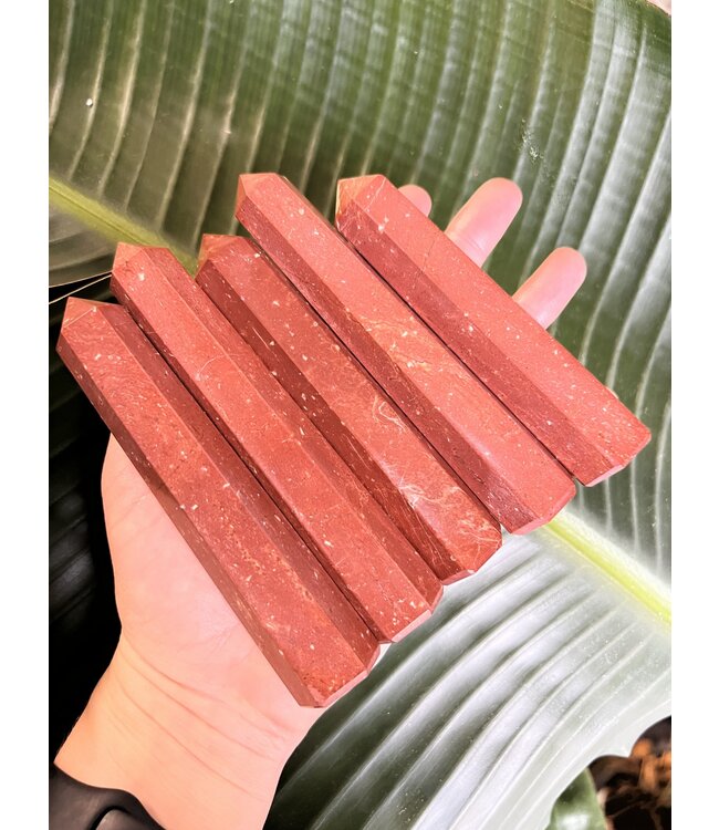 Red Jasper Point, Size X-Large [100-124gr]