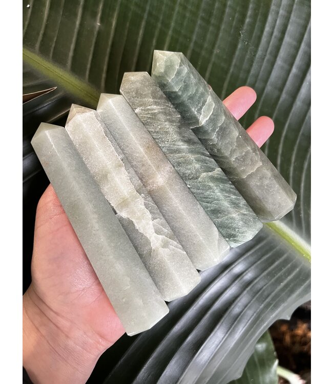 Green Aventurine Point, Size X-Large [100-124gr]