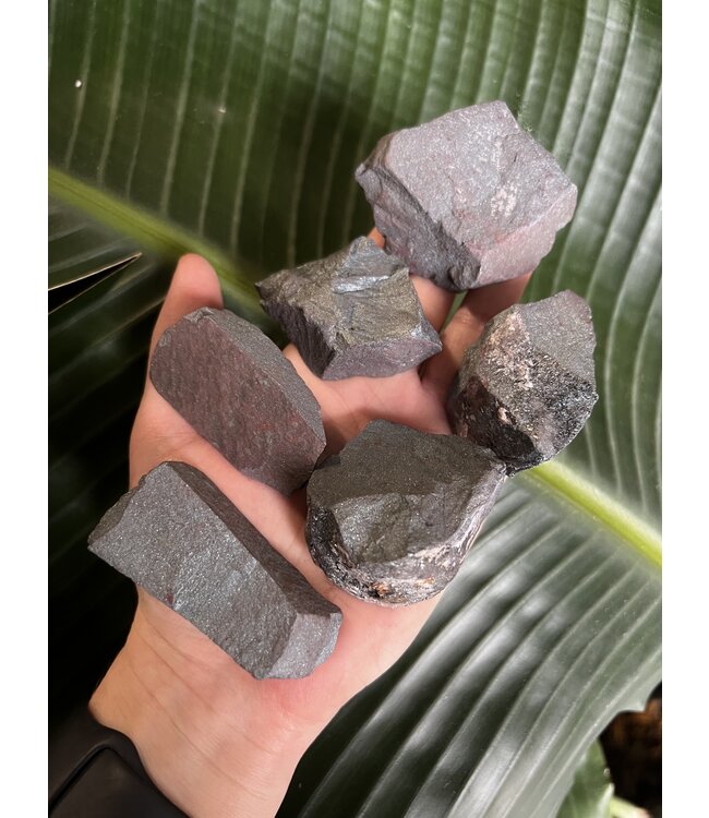 Rough Hematite Size 2 [100-199gr]