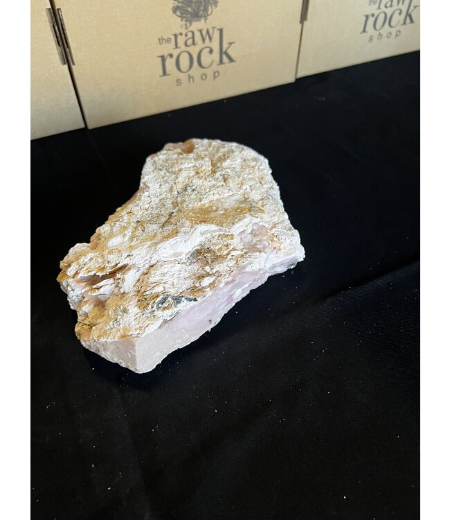 Rough Pink Opal Size 14 [1300-1399gr]