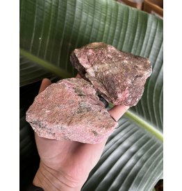 Rough Rhodonite Size 6 [500-599gr]