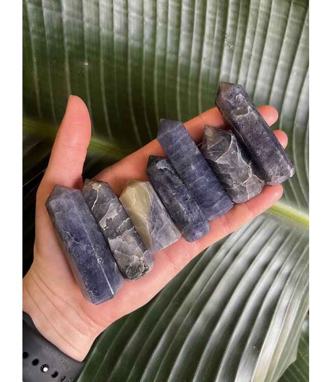 Iolite Point, Size Small [25-49gr]