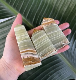 Green Banded Onyx Point, Size Jumbo-Plus [175-199gr]