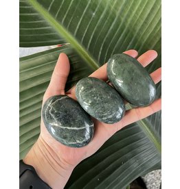 Nephrite Palm, Size Large [125-149gr]