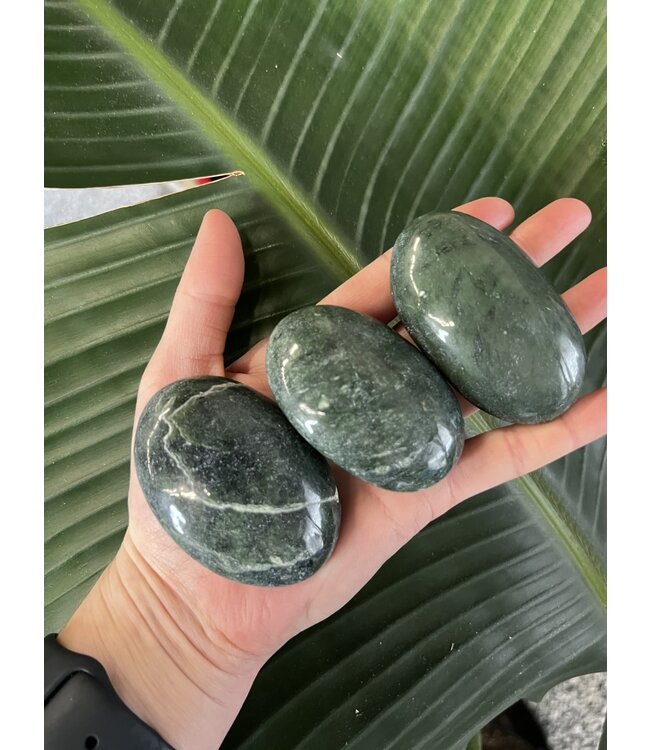 Nephrite Palm, Size Large [125-149gr]