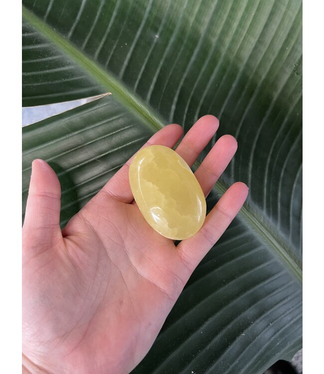 Lemon Calcite Palm, Size Medium [100-124gr]