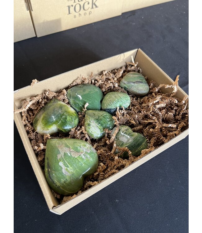 Tremolite Hearts 1KG bulk lot