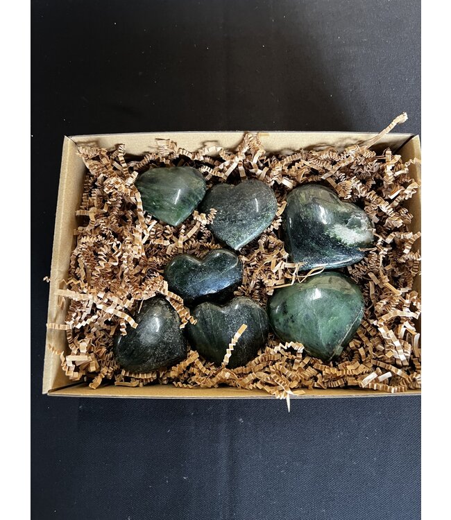 Nephrite Hearts 1KG bulk lot