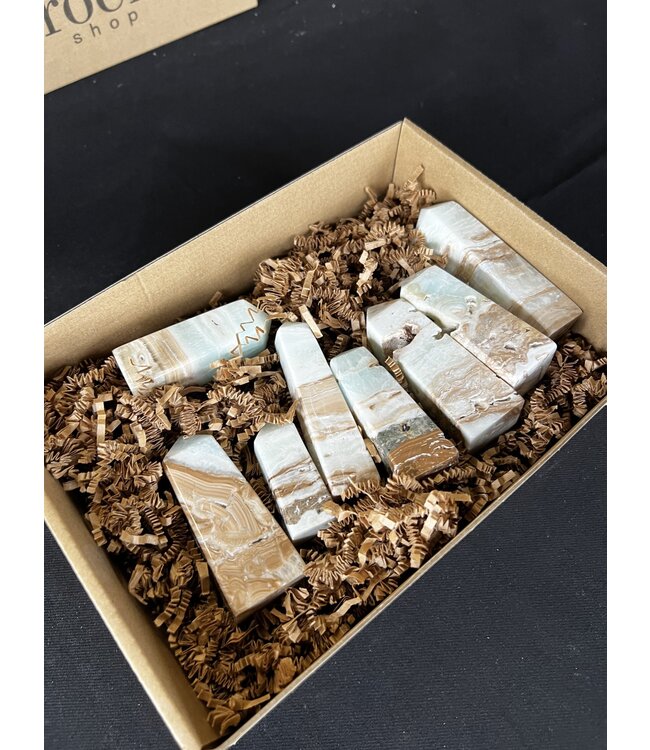 Caribbean Calcite Points 1KG bulk lot