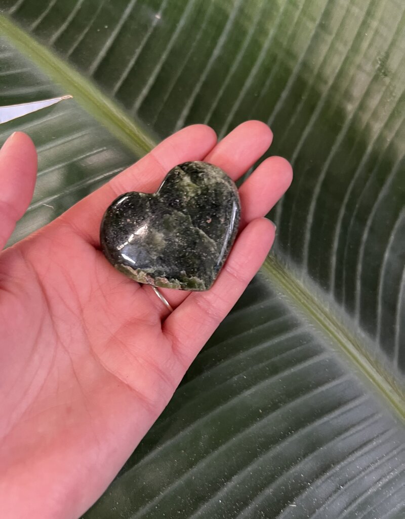 Nephrite Heart, Size X-Small [50-74gr]