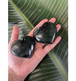 Nephrite Heart, Size Large [125-149gr]